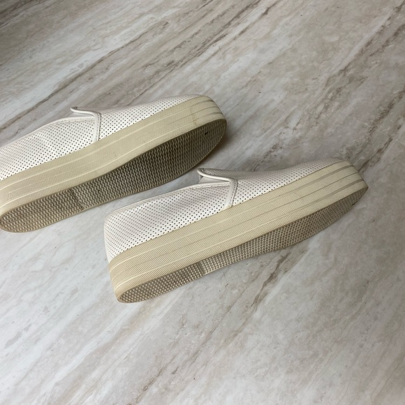 Steve Madden Slip on Shoes - Picture 9 of 11